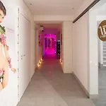 Aparthotel White & Avola