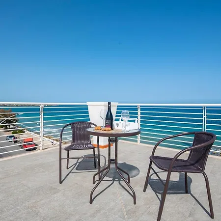 Aparthotel White &