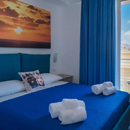 Apart Otel White & Avola