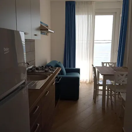 White & Apart Otel 4*