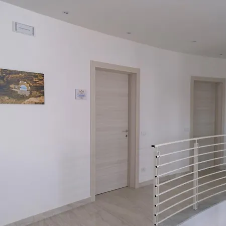 Apart Otel White & 4*