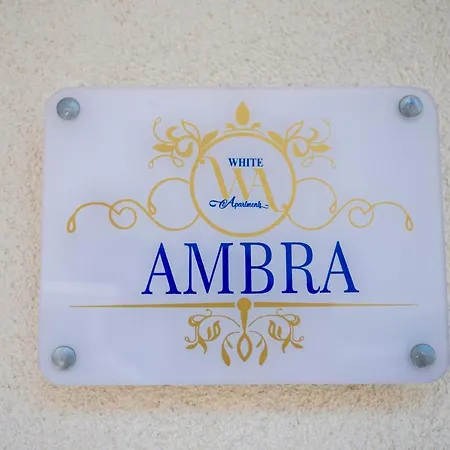 White & * Avola