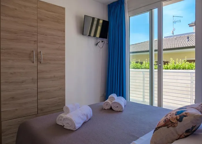 White & Lejlighedshotel Avola