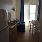 White & Ξενοδοχείο με διαμερίσματα 4*