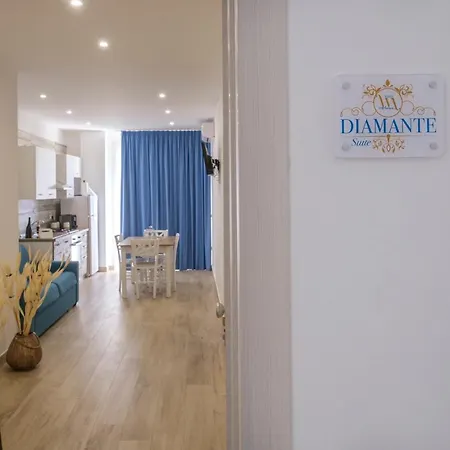 White & 4* Авола