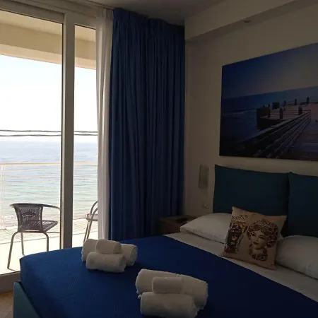 White & 4* Авола